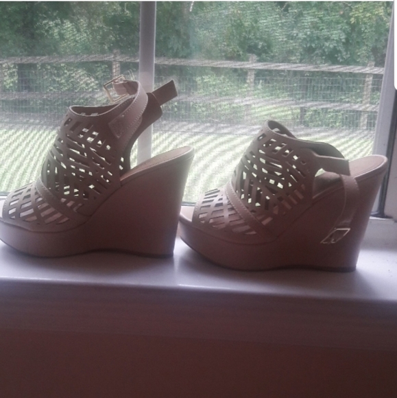 Charlotte Russe Wedges - Picture 2 of 7